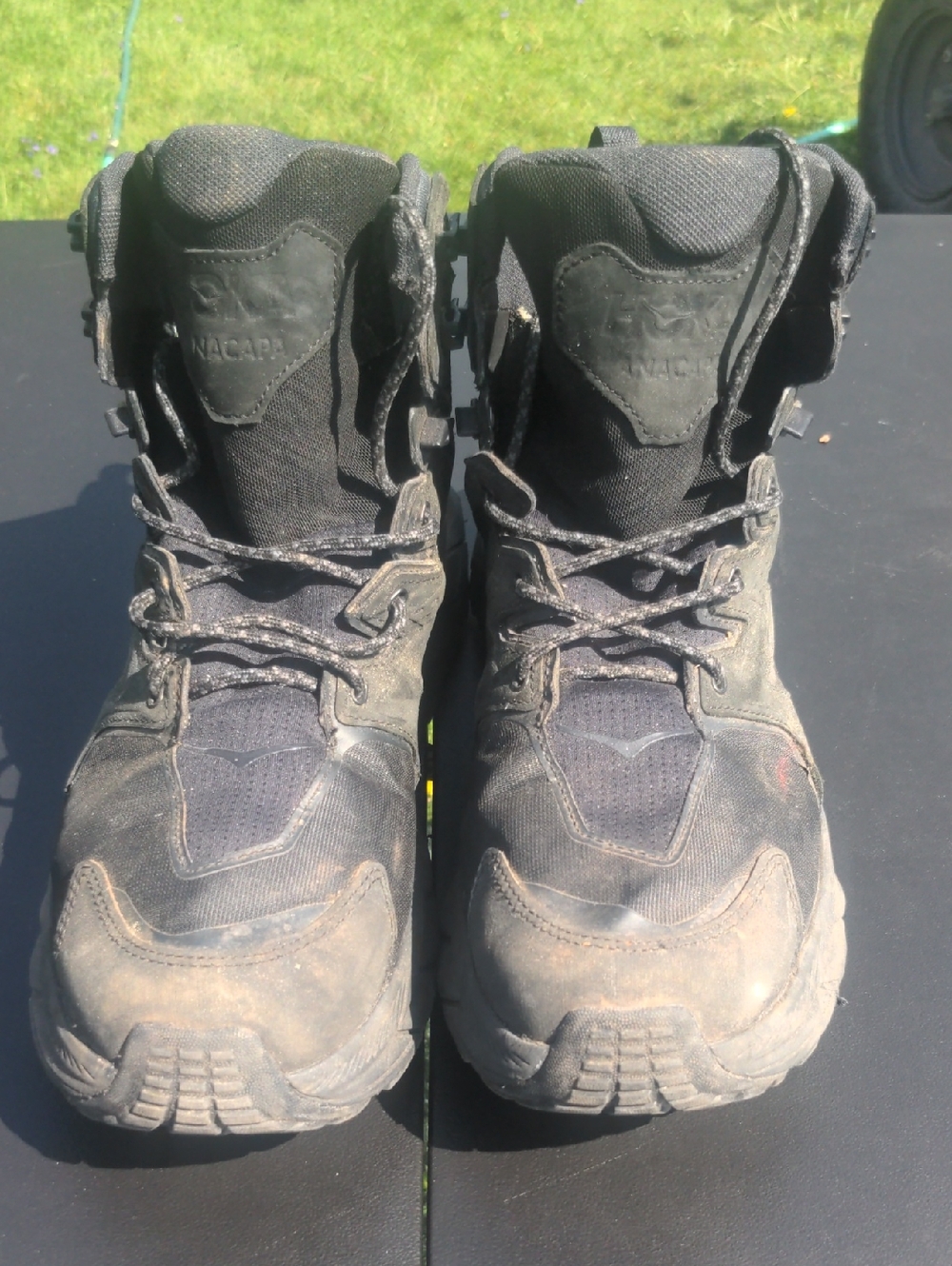 Hoka One One Men's Black and Gray Hiking Boots Size 11 D